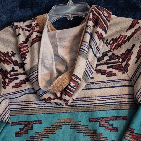 OP Aztec Pattern Hoodie in Blue and Tan - Picture 8 of 10